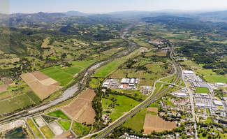 Cloverdale, CA Commercial - US Highway 101