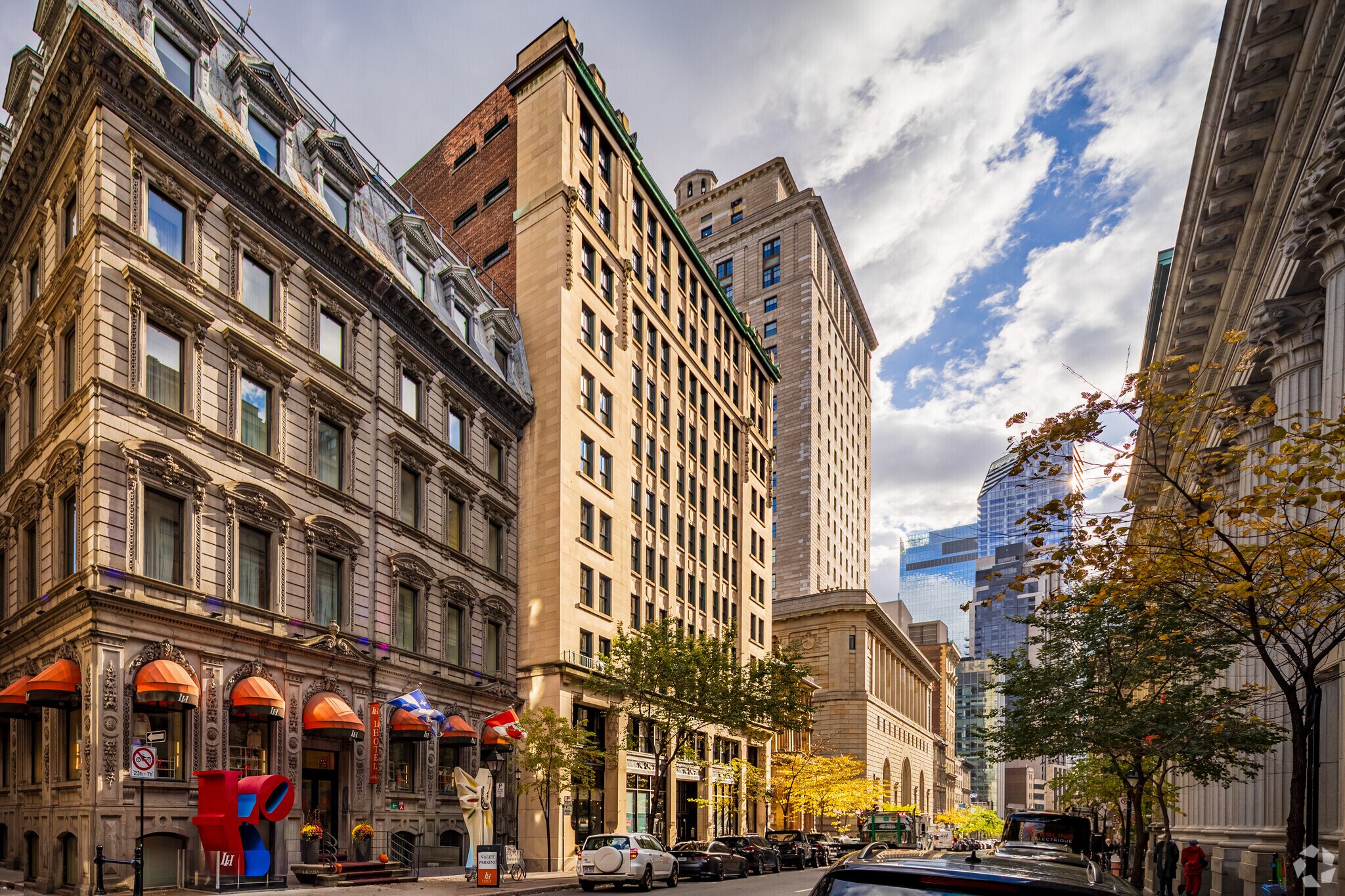 276-288 Rue Saint-Jacques, Montréal, QC for Rent