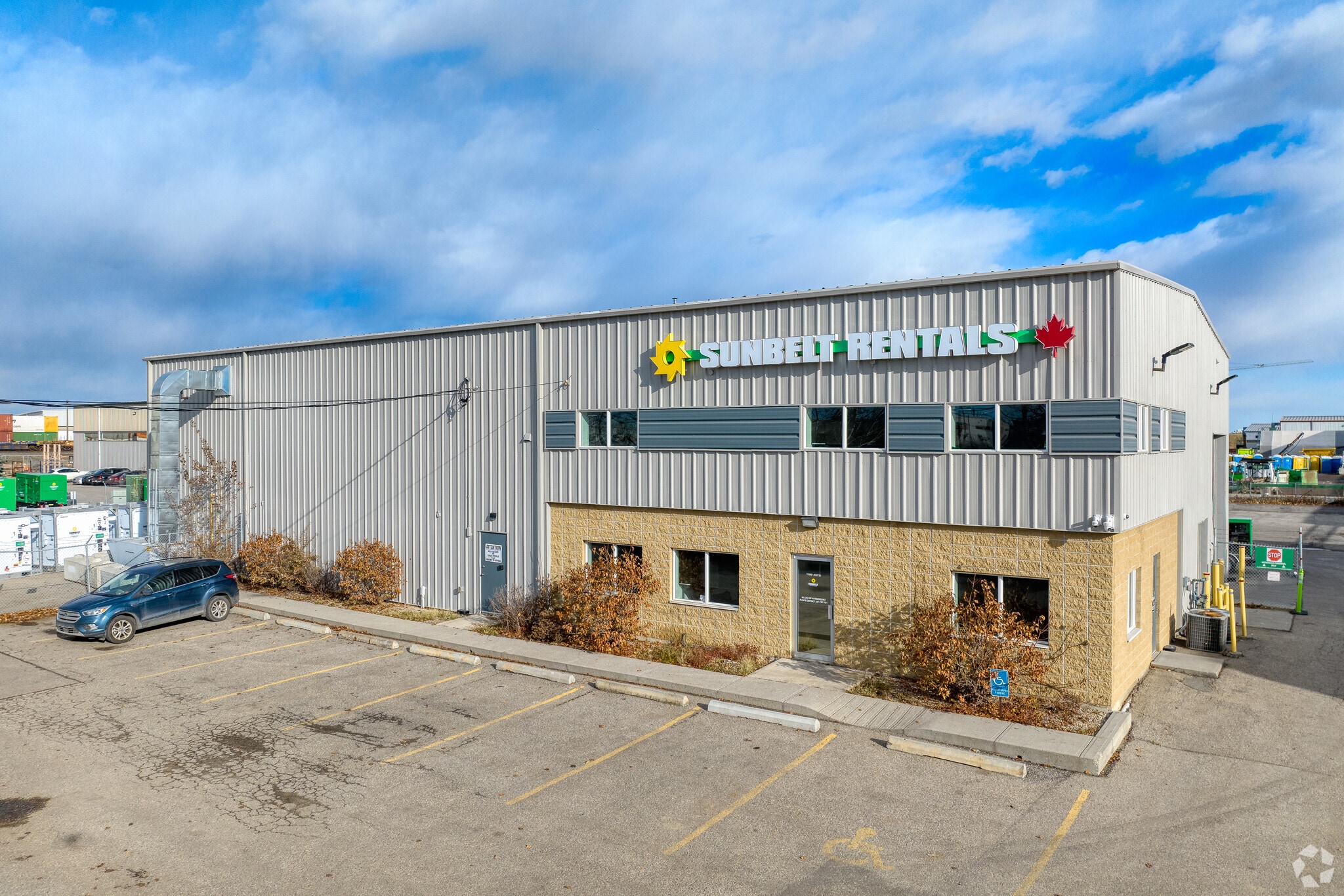 11330 70th St SE, Calgary, AB for Rent