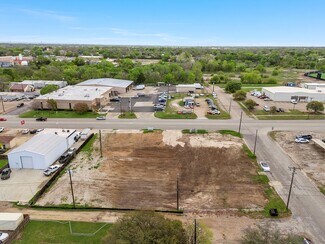 Waco, TX Commercial Land - 2215 Franklin Ave