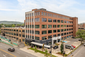 Montréal, QC Office - 6250-6306 Av Du Parc