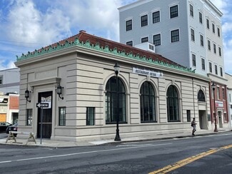 16 N Main St  