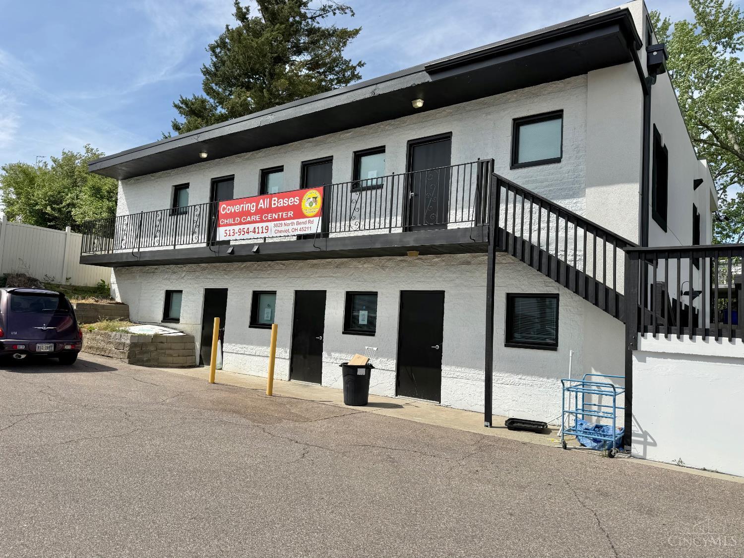 3829 North Bend Rd, Cincinnati, OH for Sale