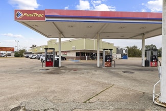 Orange, TX Service Station - 1610 W Park Ave