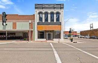 El Reno, OK Retail - 121 S Bickford Ave