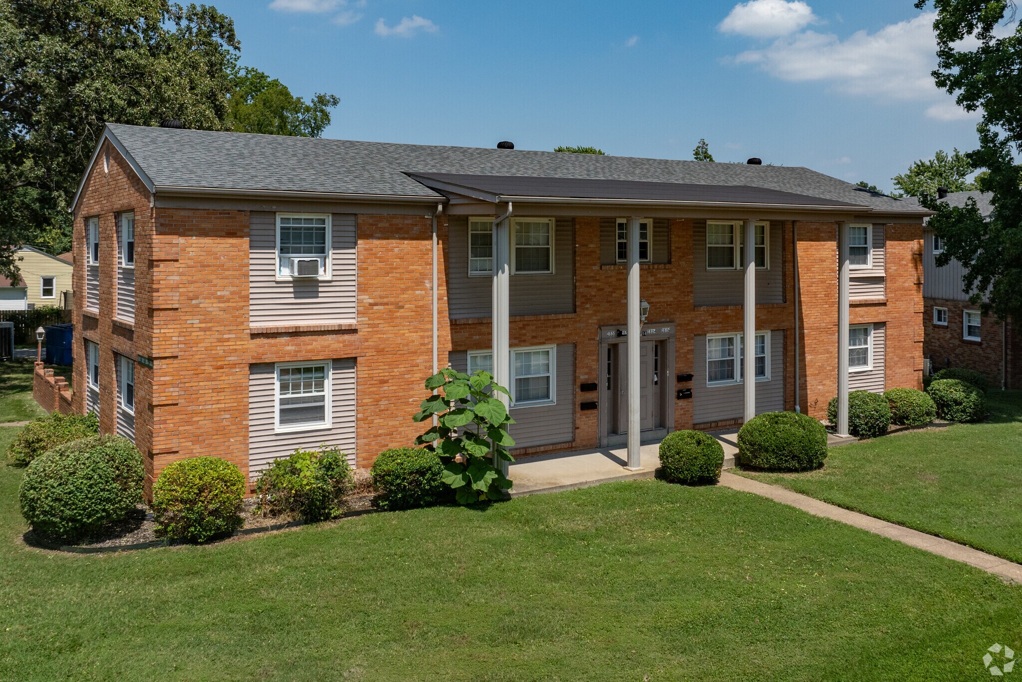 2900 Ravenswood Dr, Evansville, IN for Sale