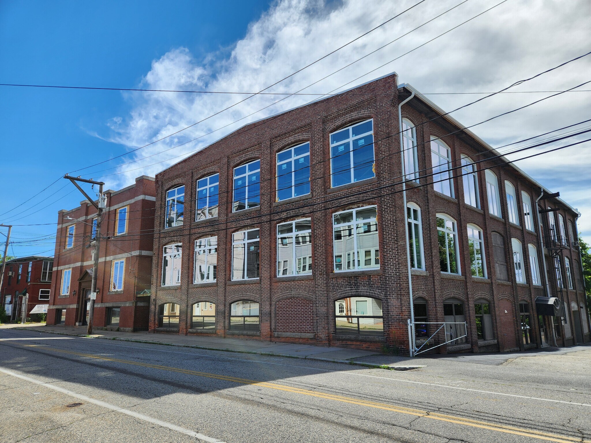 565 N Main St, Woonsocket, RI for Rent