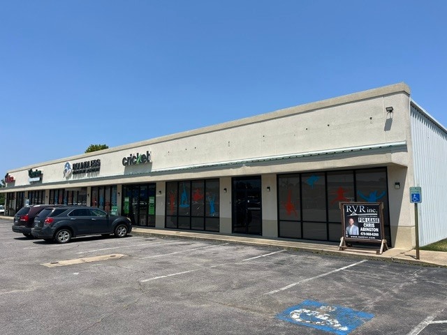 100 Walmart Dr, Morrilton, AR for Rent