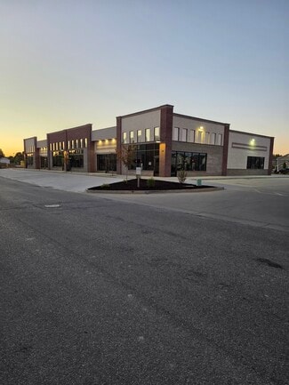 Noblesville, IN Office/Retail - 5660 Pebble Village Ln