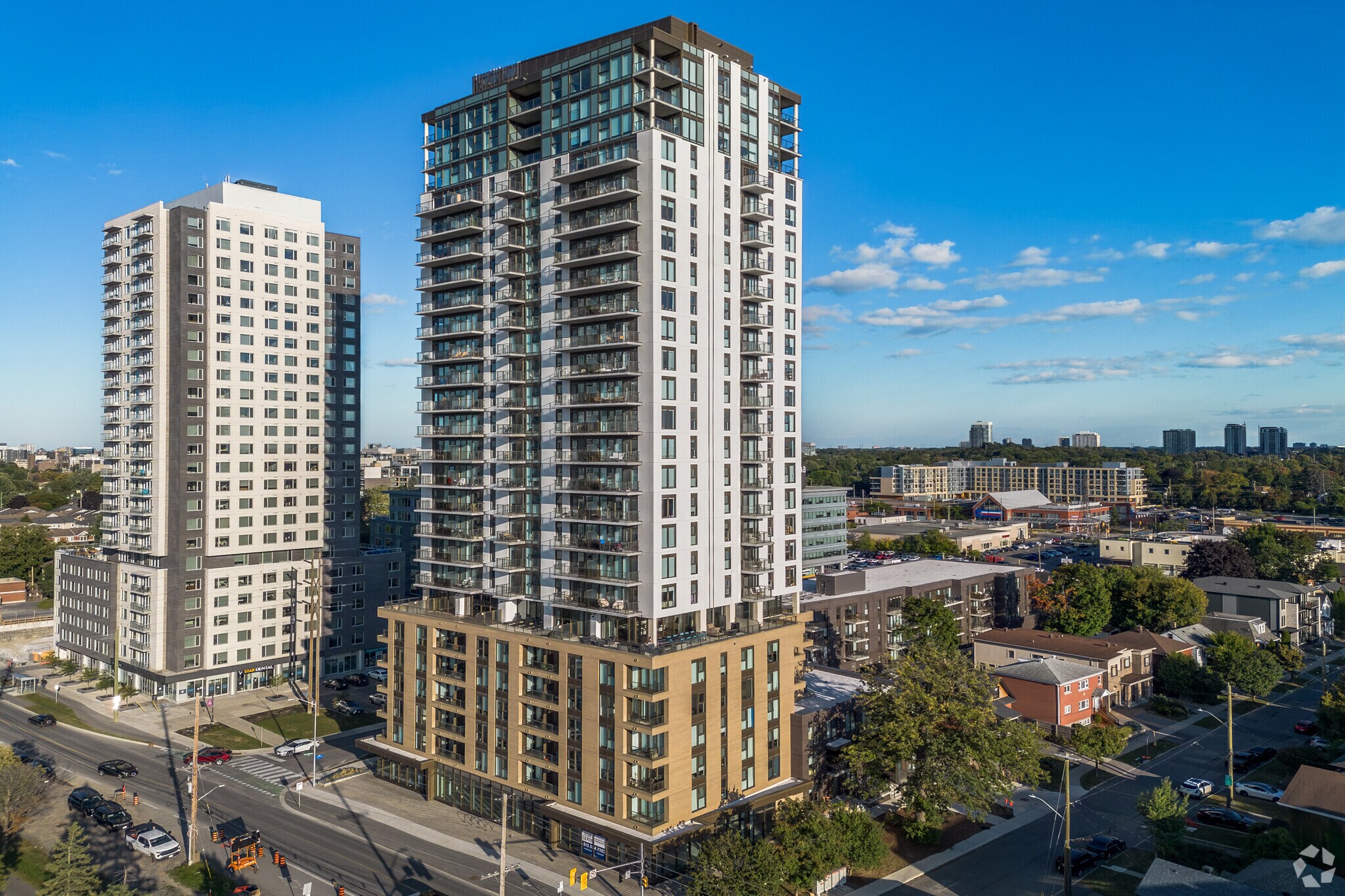 300 McRae Av, Ottawa, ON for Rent