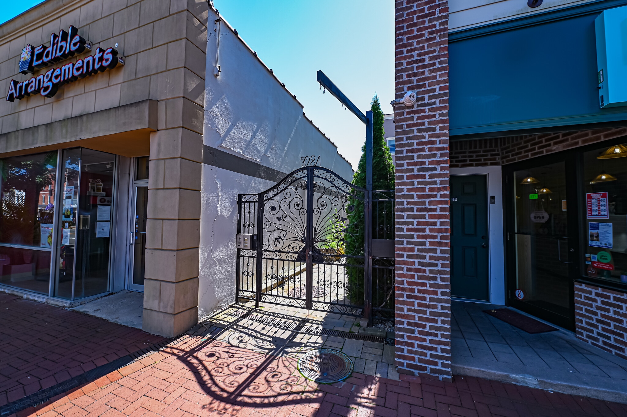 328A Main St, Huntington, NY for Rent