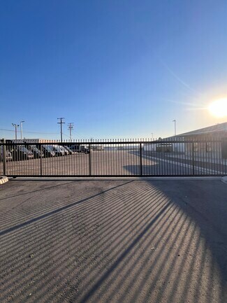 Downey, CA Industrial - 12122 Woodruff Ave