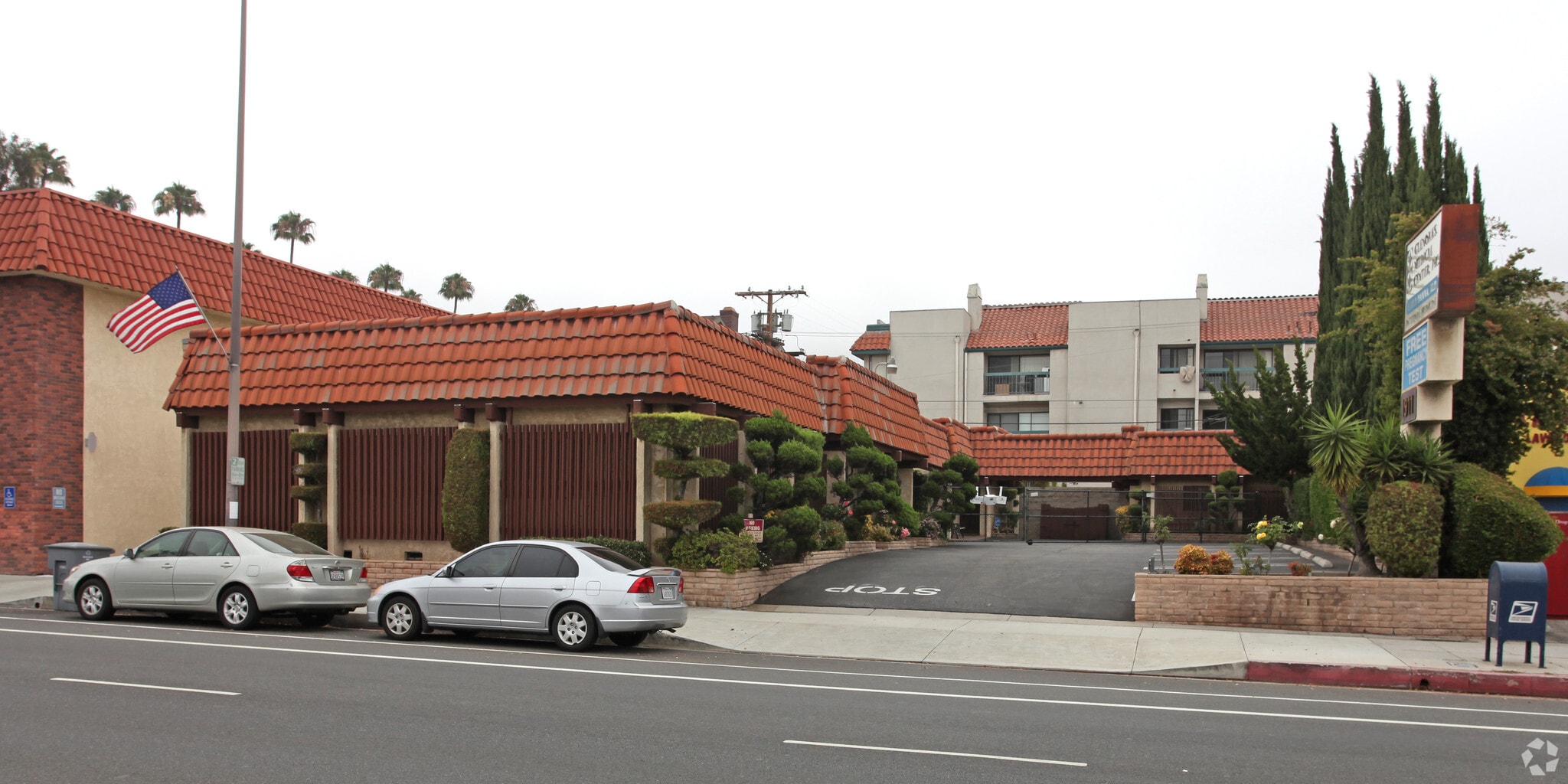 1911 W Glenoaks Blvd, Glendale, CA for Rent