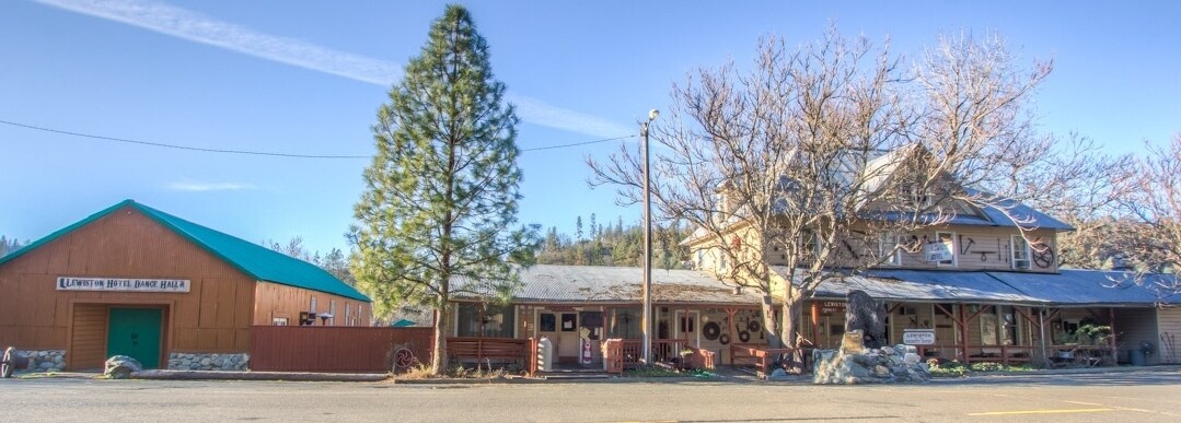 125 Deadwood Rd, Lewiston, CA for Sale