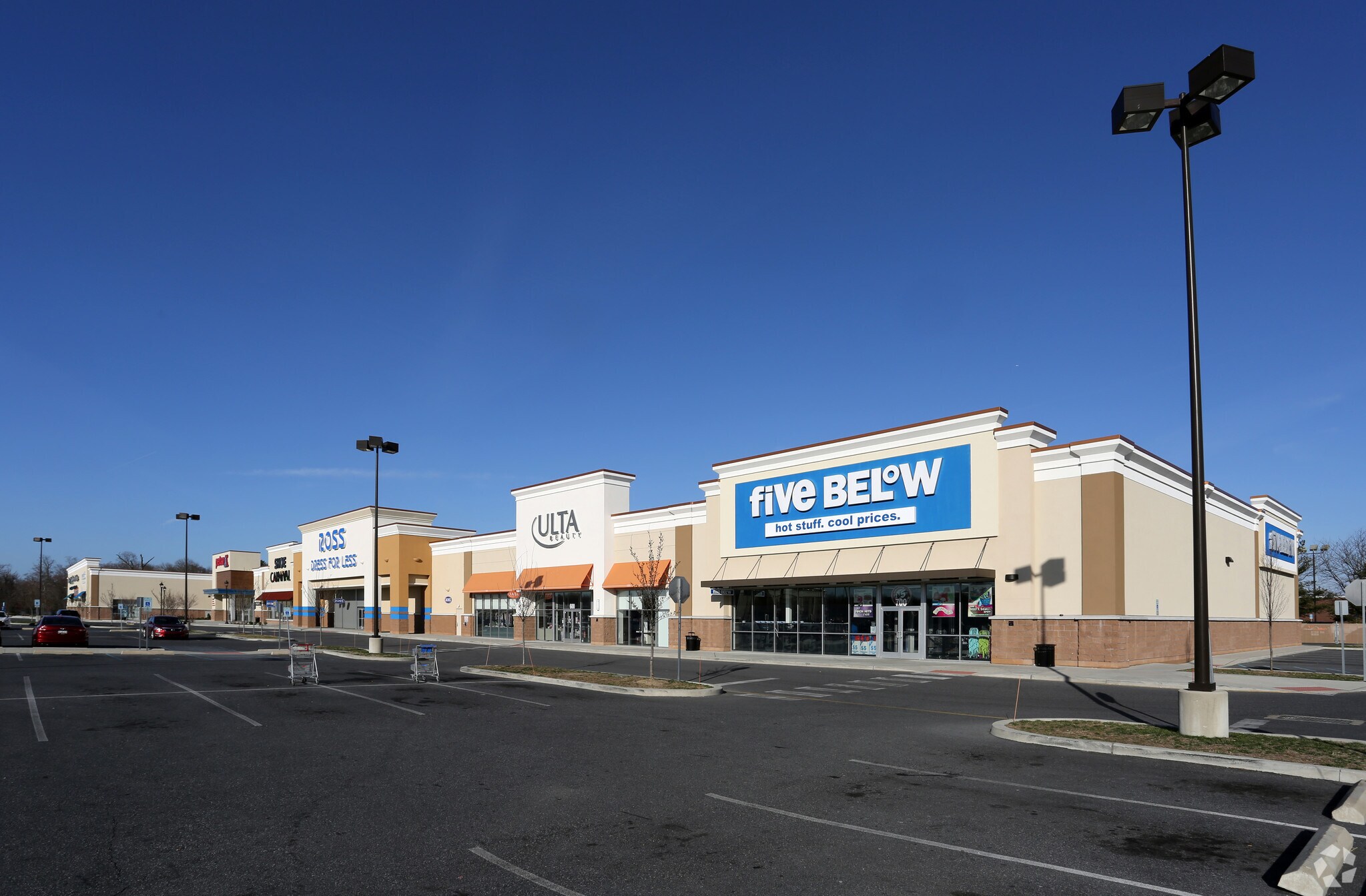 1574 N Dupont Hwy, Dover, DE for Rent