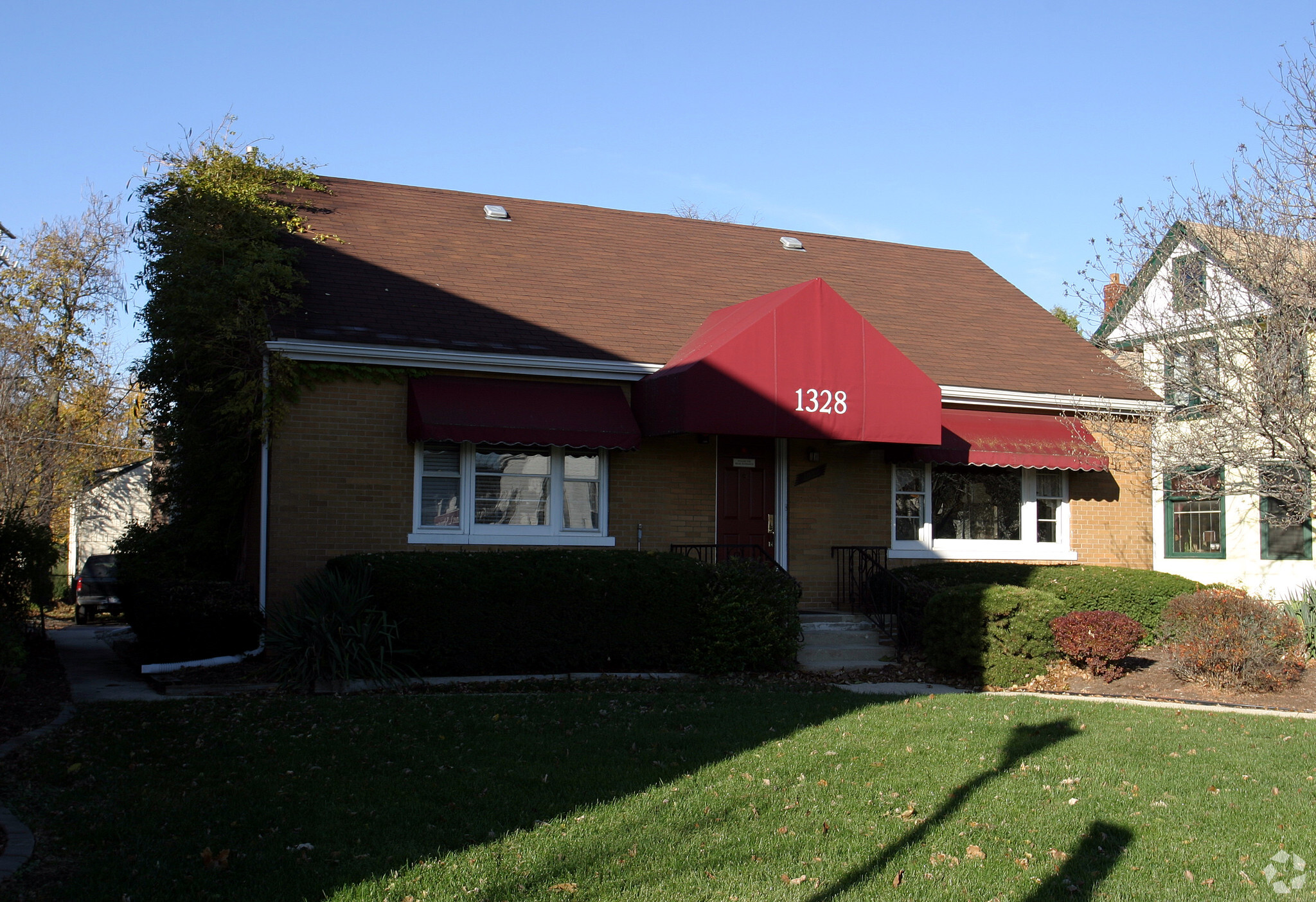 1328 Main St, Crete, IL for Sale