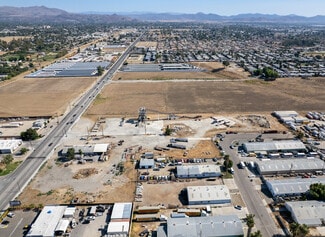 Hemet, CA Specialty - 1315 N State St