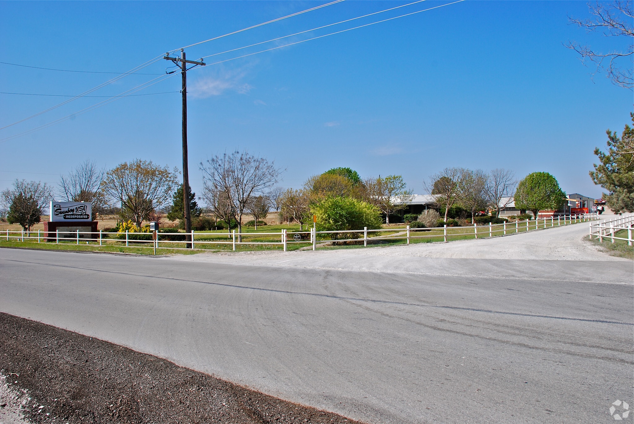 500 Dennis Rd, Weatherford, TX for Rent