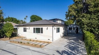 Van Nuys, CA Apartments - 6842 Cedros Ave