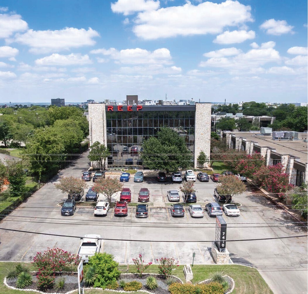 7410 Blanco Rd, San Antonio, TX for Rent