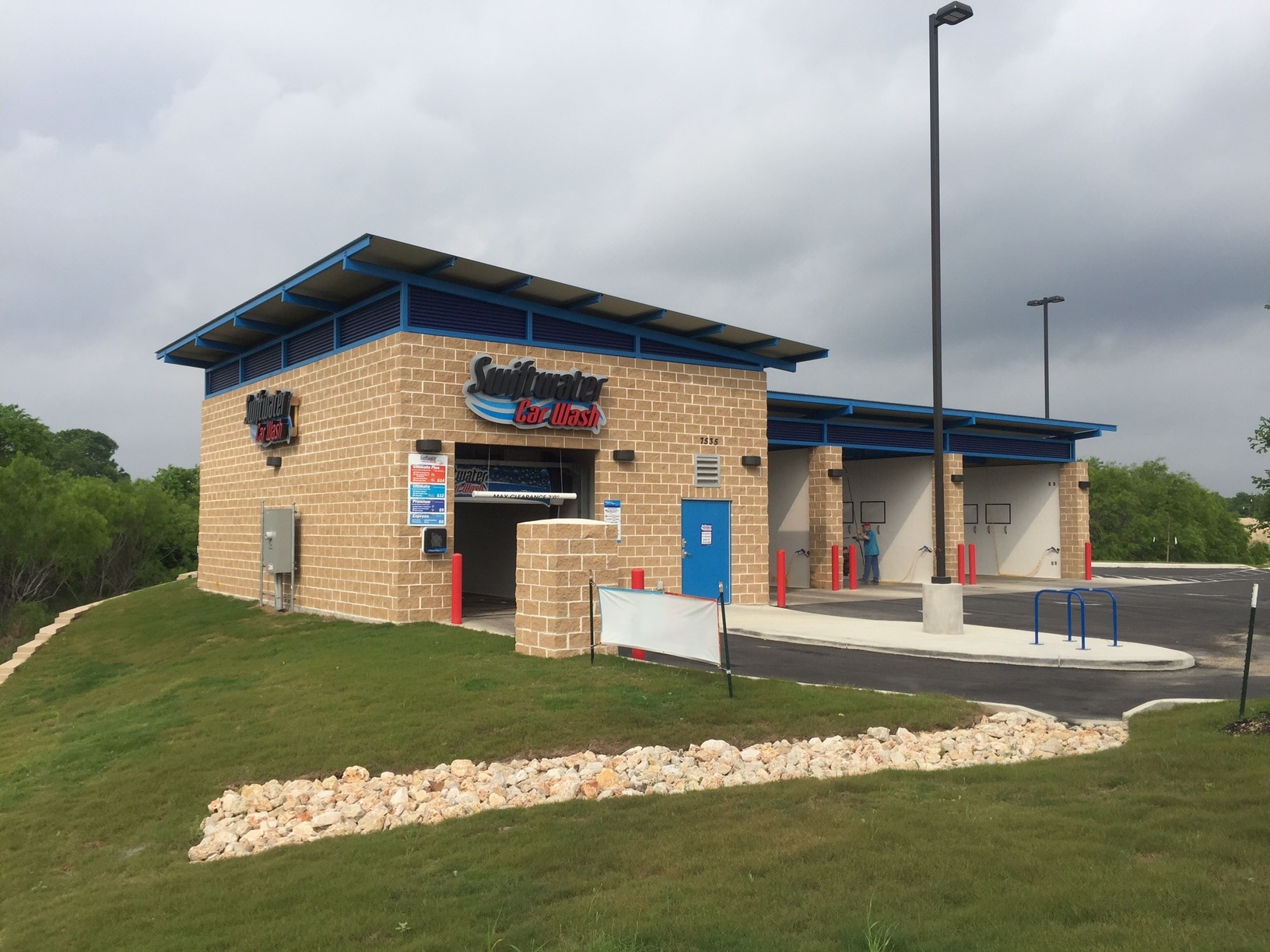 7535 Bandera Rd, San Antonio, TX for Sale