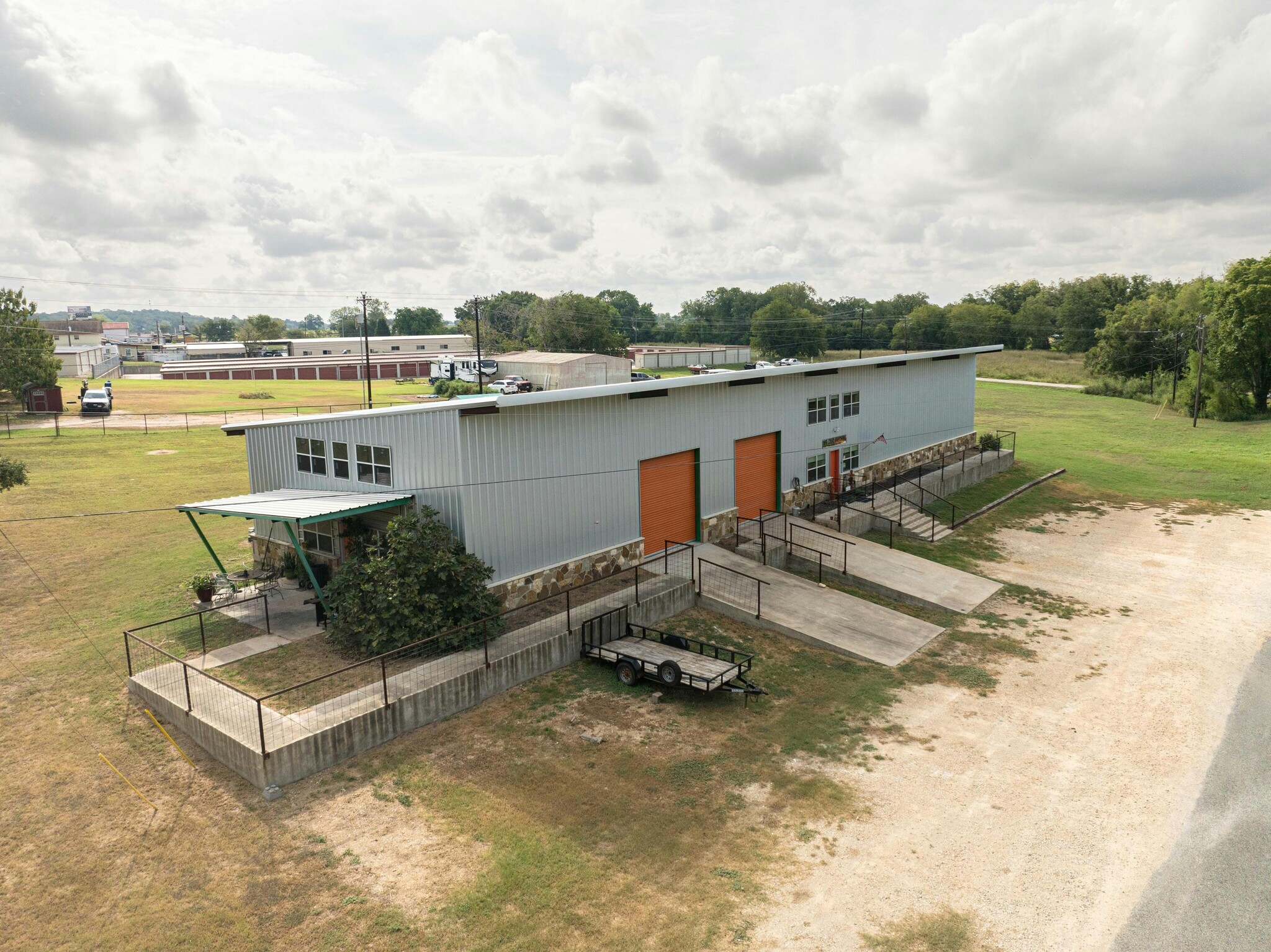 115 Norma Jean Blvd, Smithville, TX for Sale