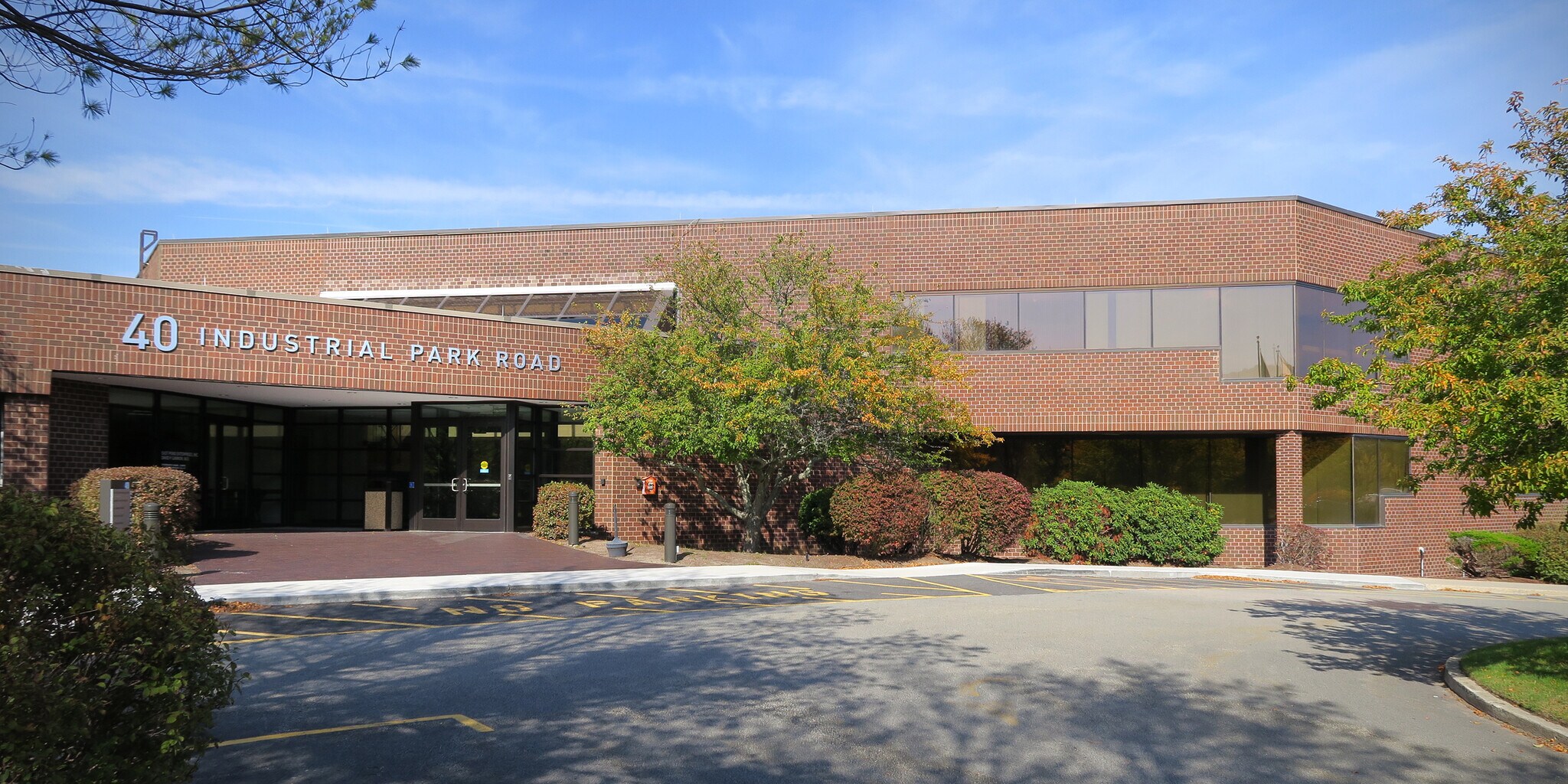 40 Industrial Park Rd Plymouth, MA 02360 Office Property for Lease on
