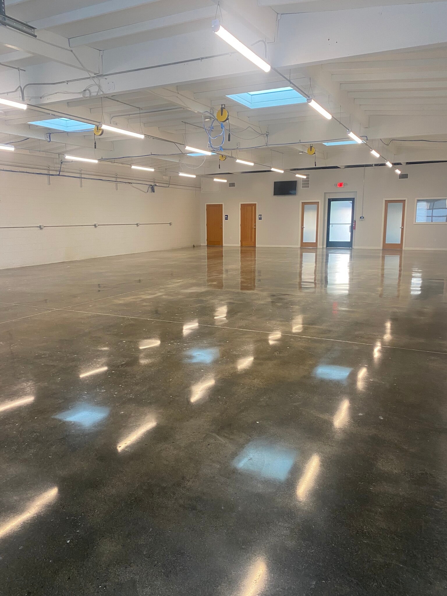 126 Arena St, El Segundo, CA for Rent