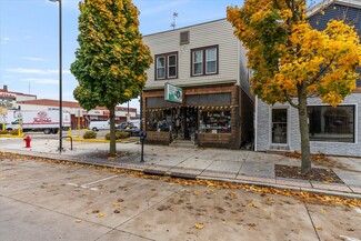 Sheboygan, WI Storefront Retail/Residential - 923 Michigan Ave