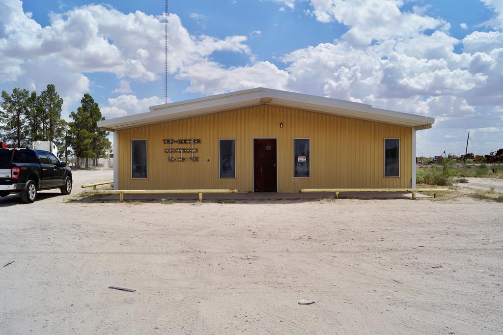 1106 Jim Sharp Blvd, Kermit, TX for Sale