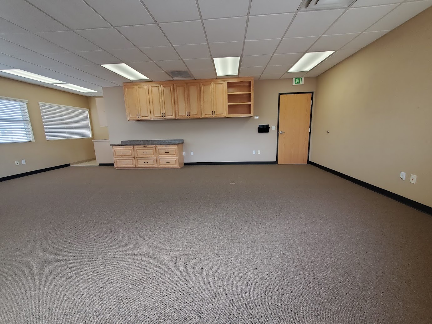 83 Continental Dr, Reno, NV for Rent