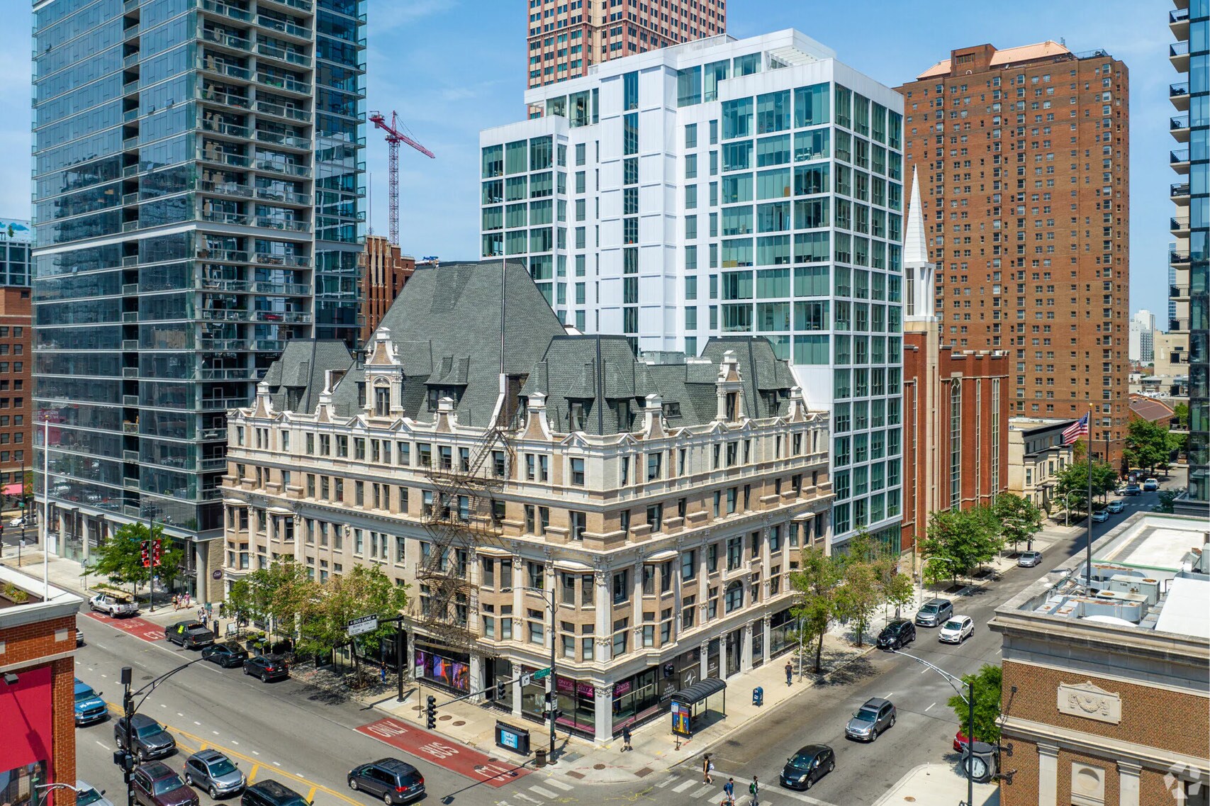 800 N Clark St, Chicago, IL for Rent