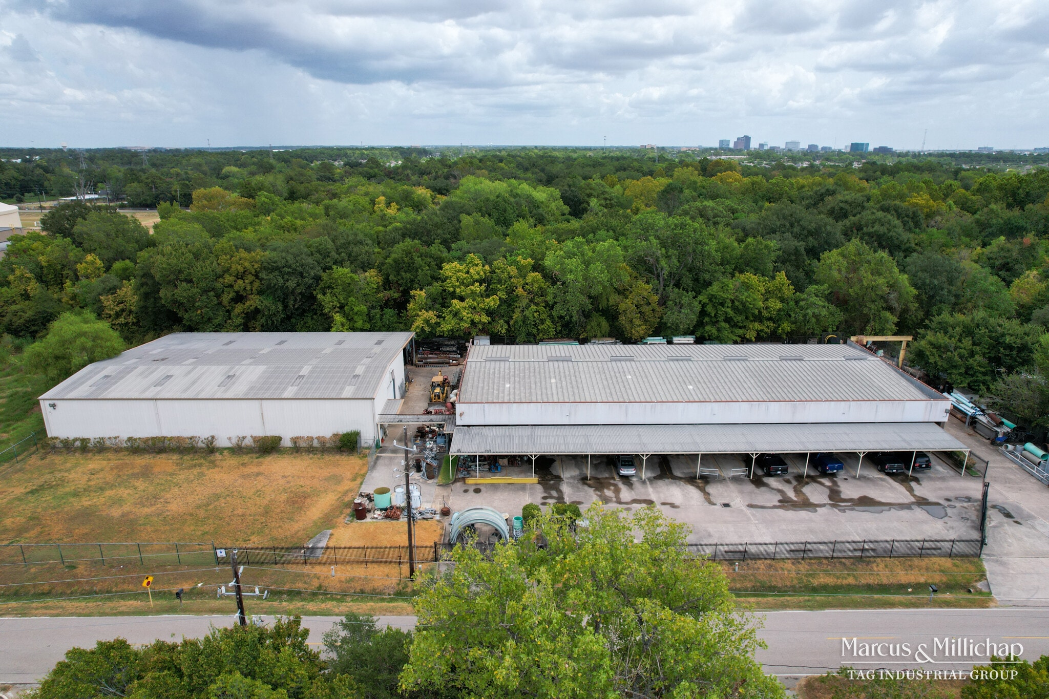 11918 Adel Rd, Houston, TX for Sale