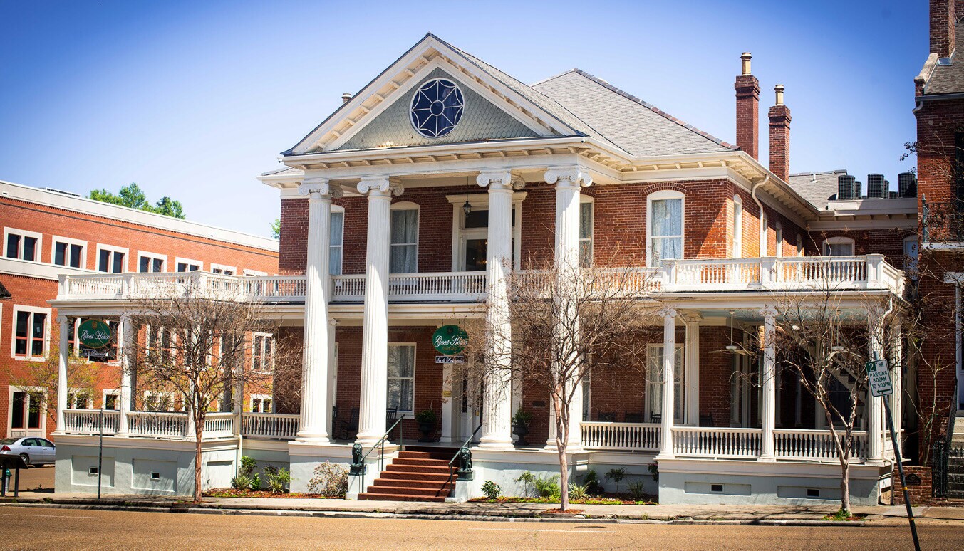 201 N Pearl St, Natchez, MS for Sale