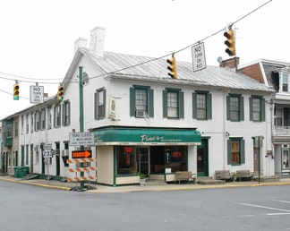 Newville, PA Apartments - 1-3 E Main St