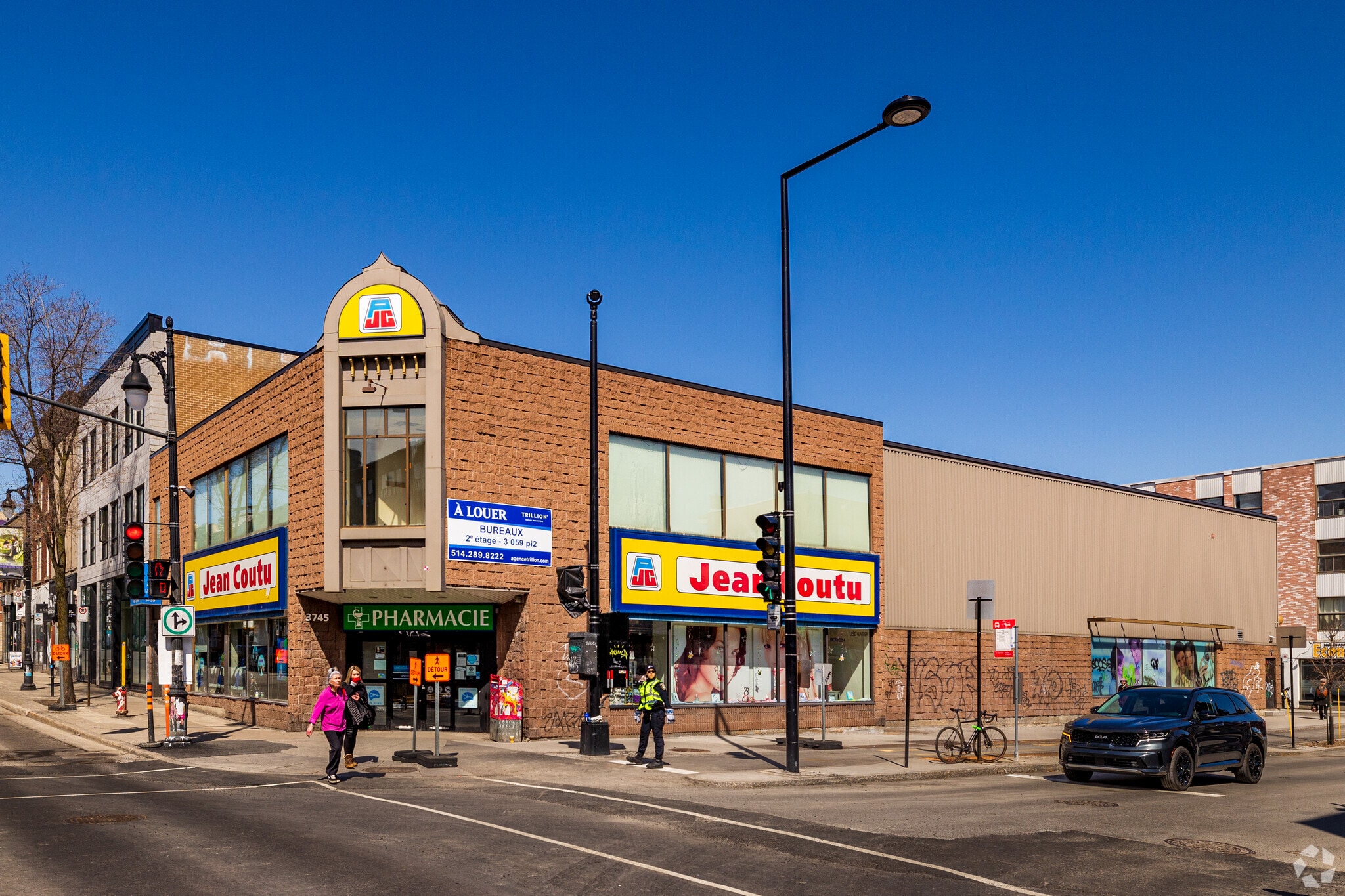 3745-3755 Boul Saint-Laurent, Montréal, QC for Sale