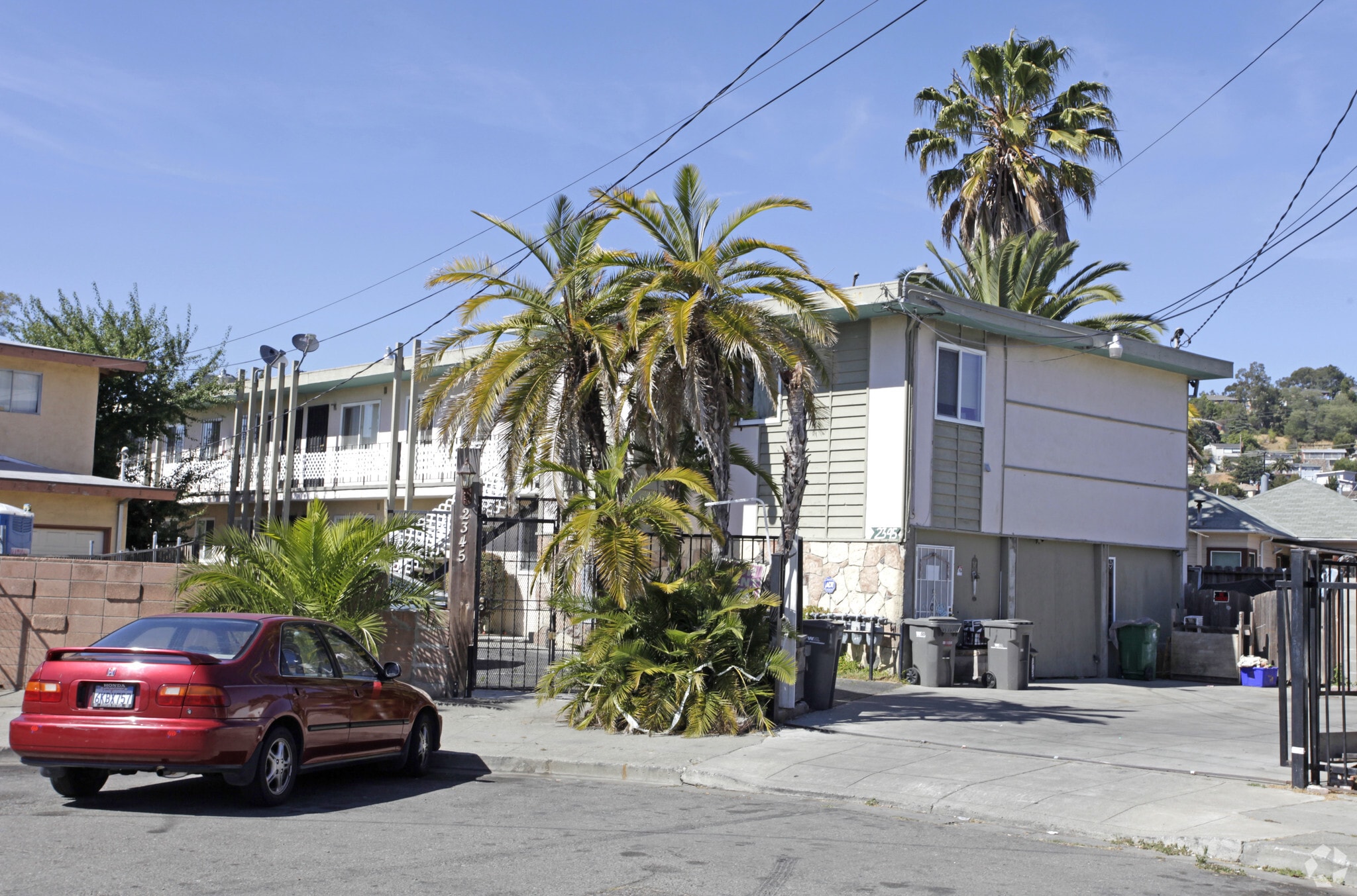 2345 92nd Ave, Oakland, CA for Sale