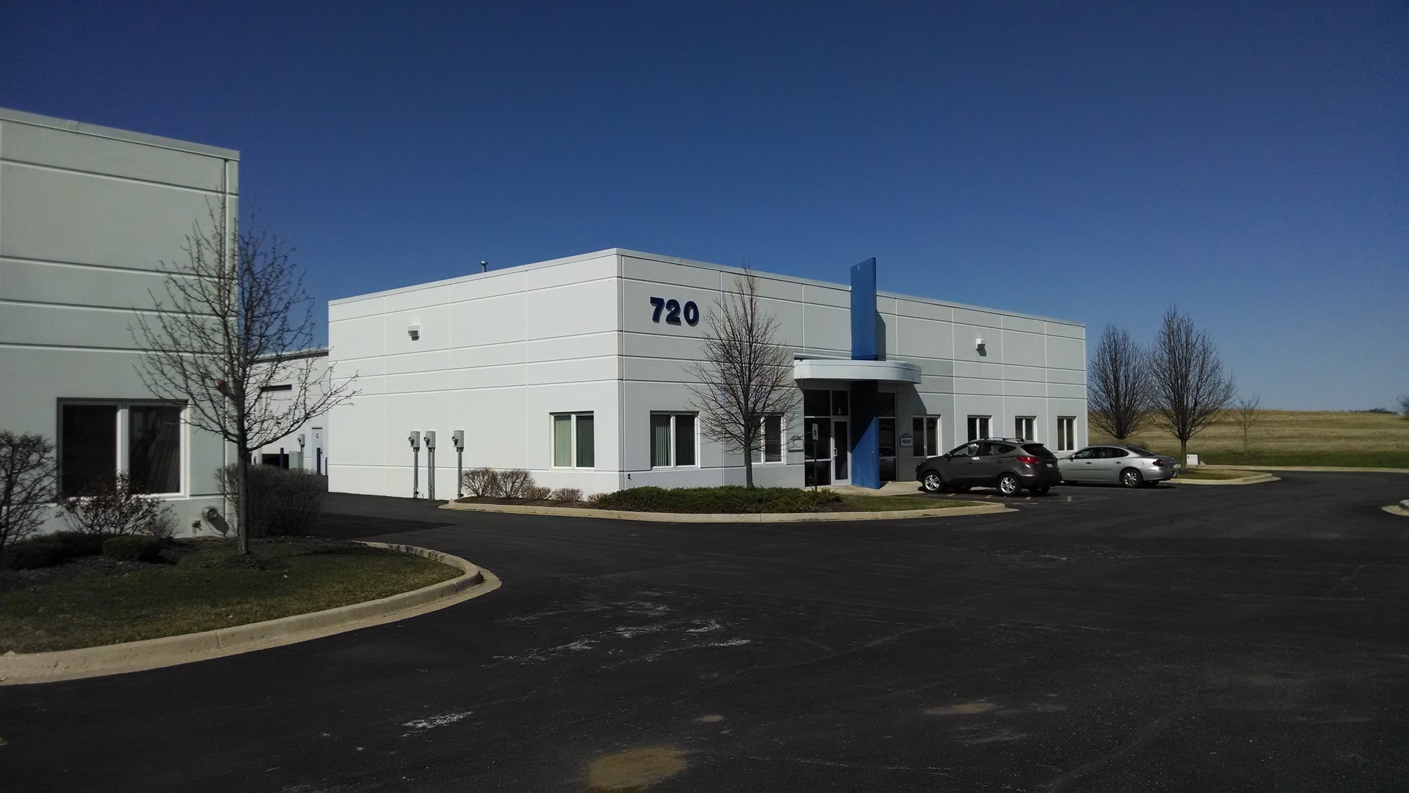 720 N Heartland Dr, Sugar Grove, IL for Rent
