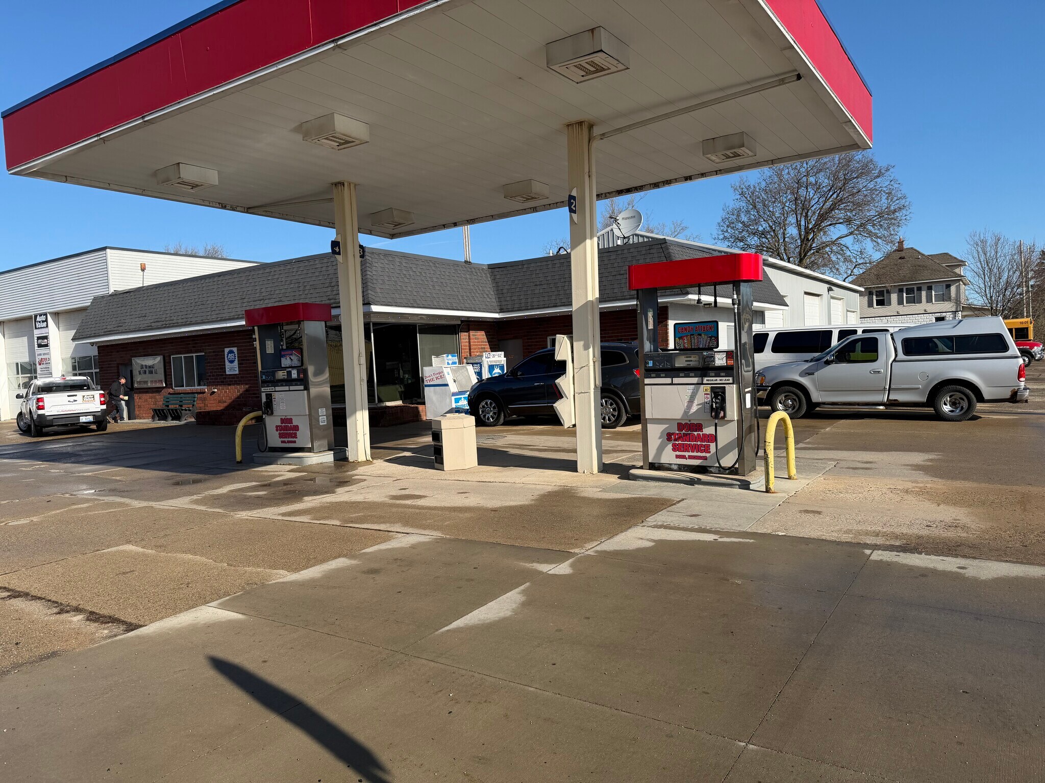 1831 142nd Ave, Dorr, MI for Sale