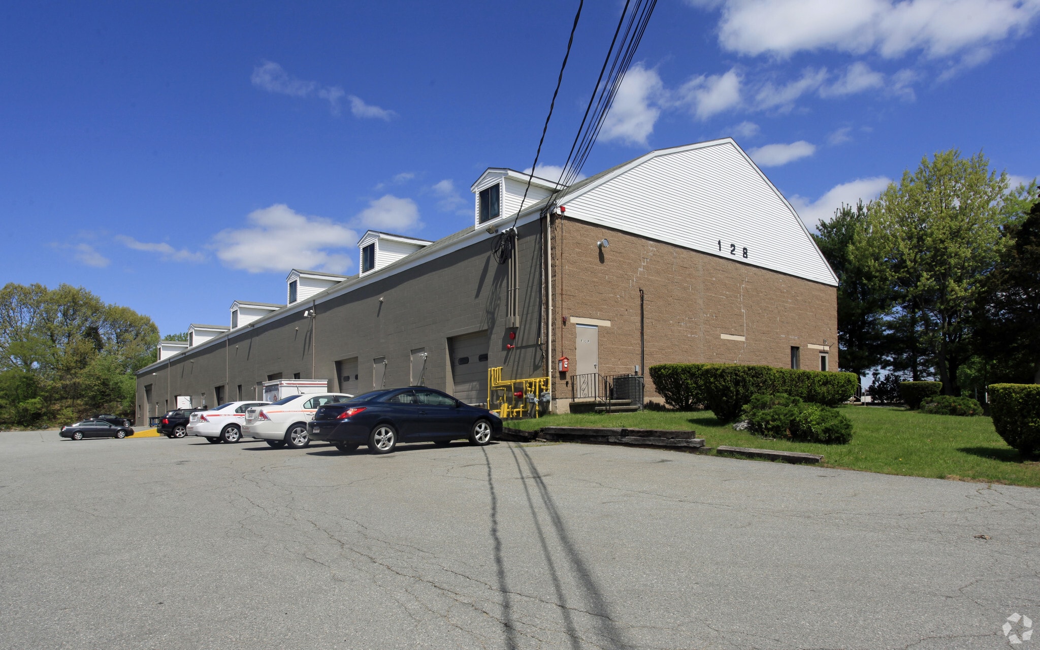 128 New Boston St, Woburn, MA for Rent