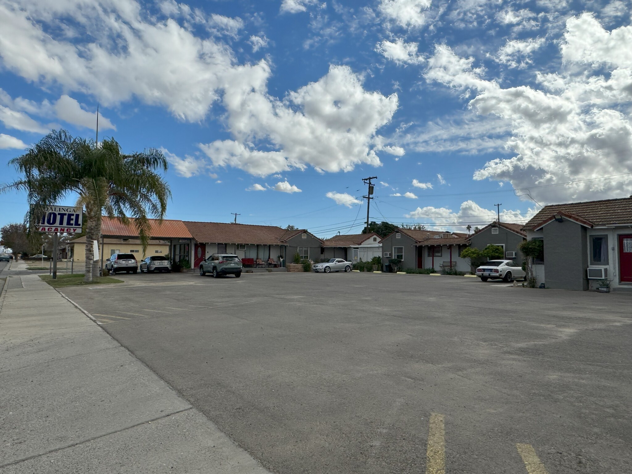 698 E Polk St, Coalinga, CA for Sale