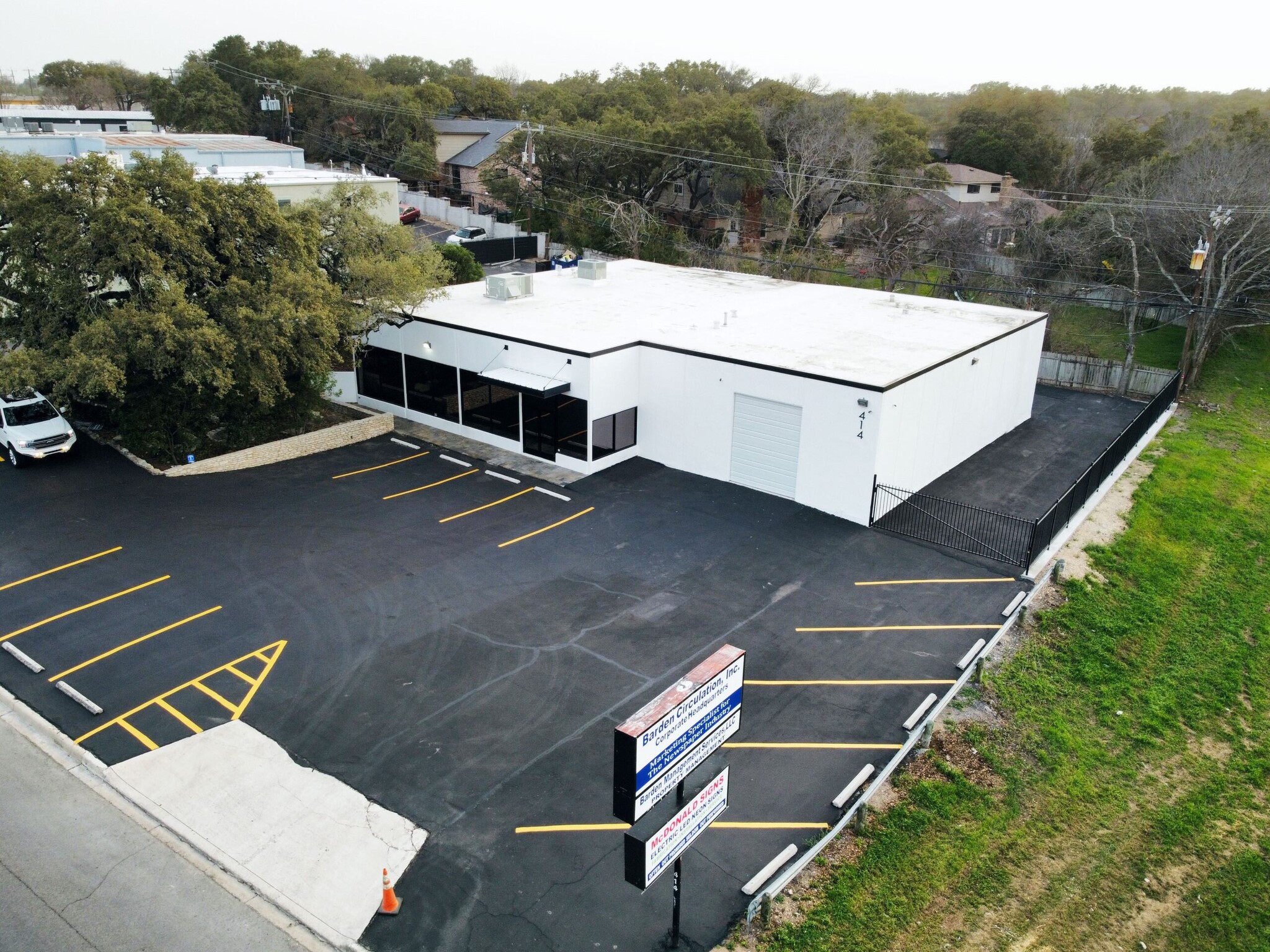 414 W Rhapsody Dr, San Antonio, TX for Sale