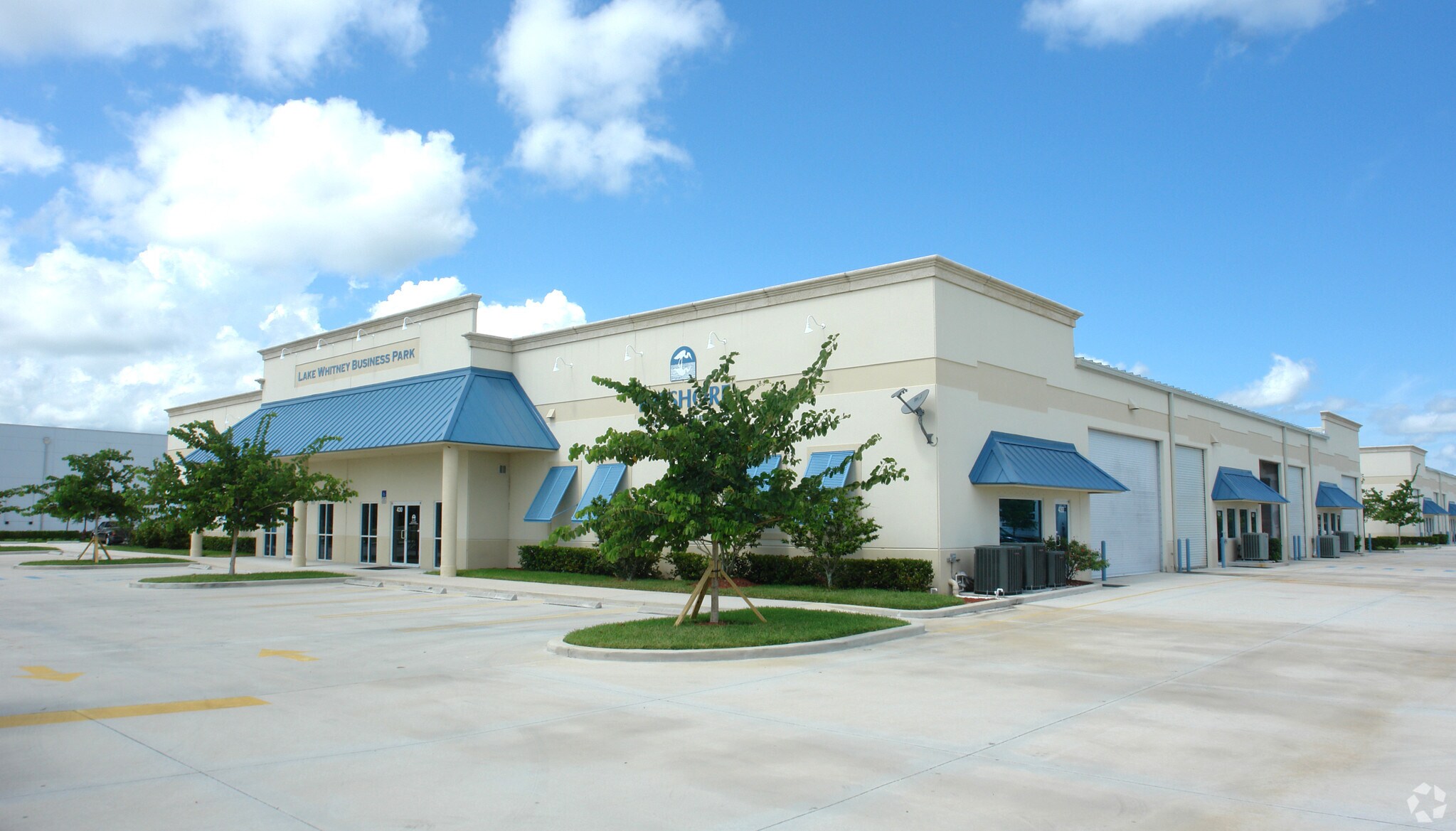 410-446 NW Lake Whitney Pl, Port Saint Lucie, FL for Sale