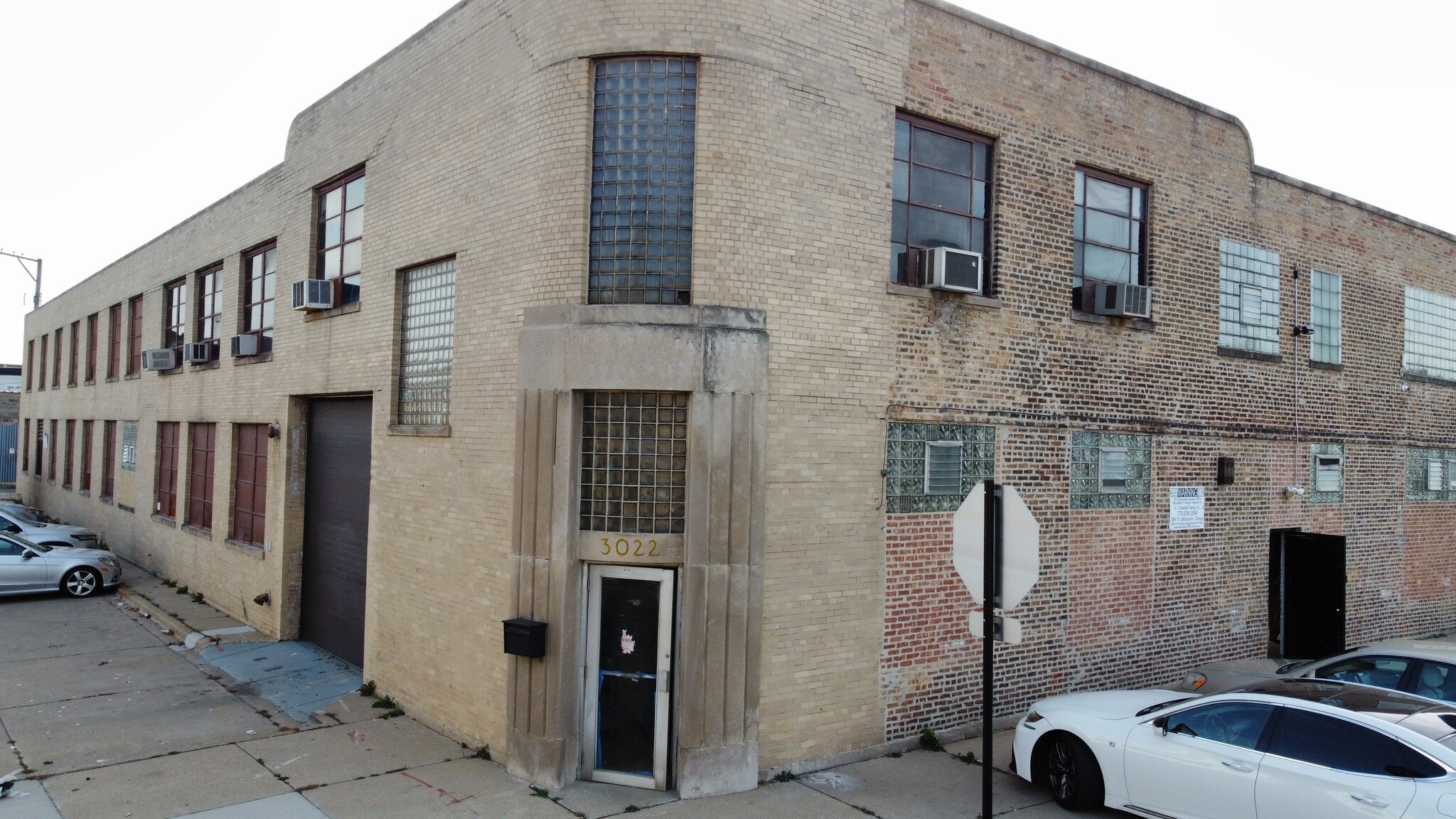 3022 N Rockwell St, Chicago, IL for Sale