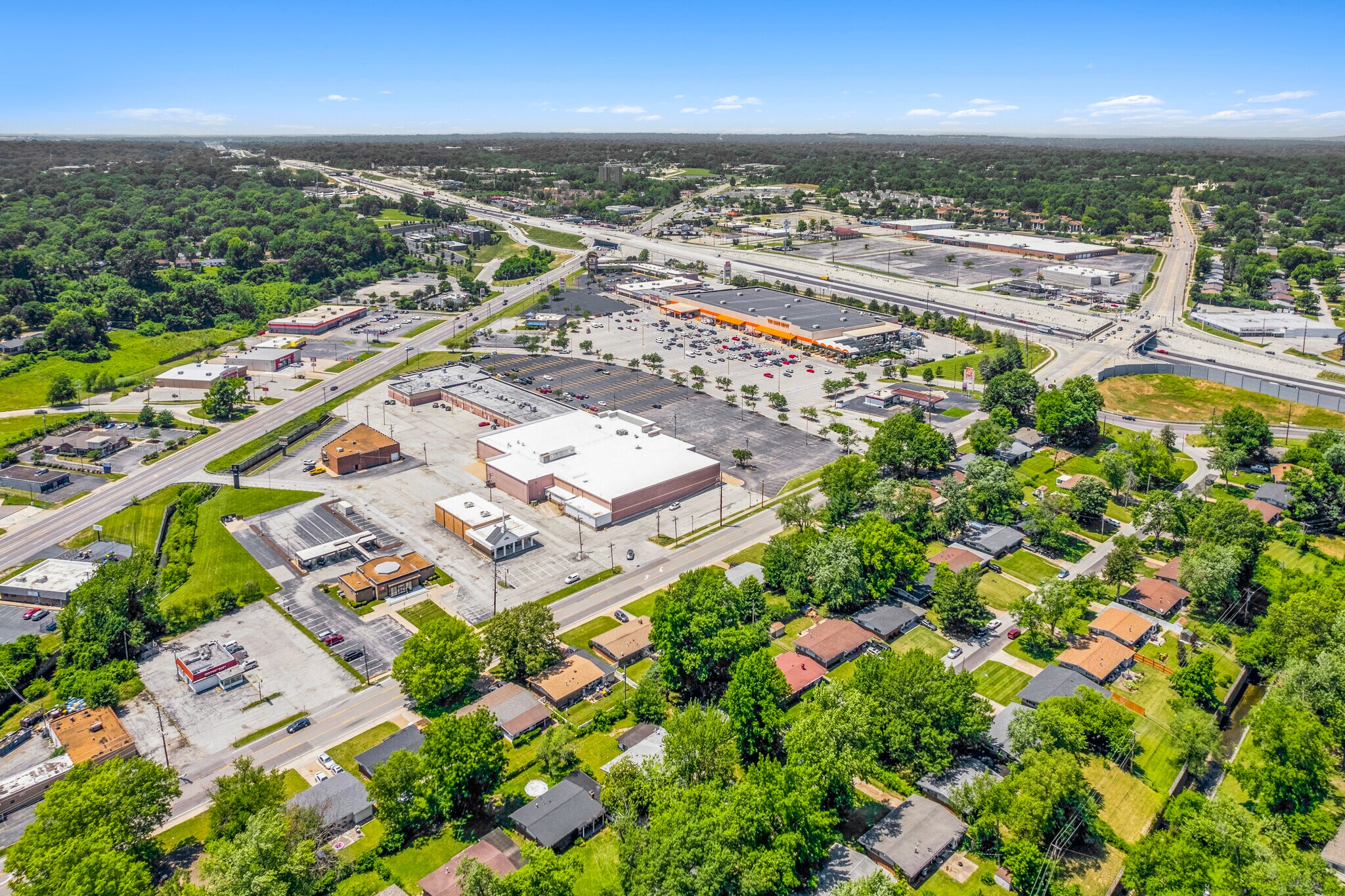 10800-10990 New Halls Ferry Rd, Ferguson, MO for Rent