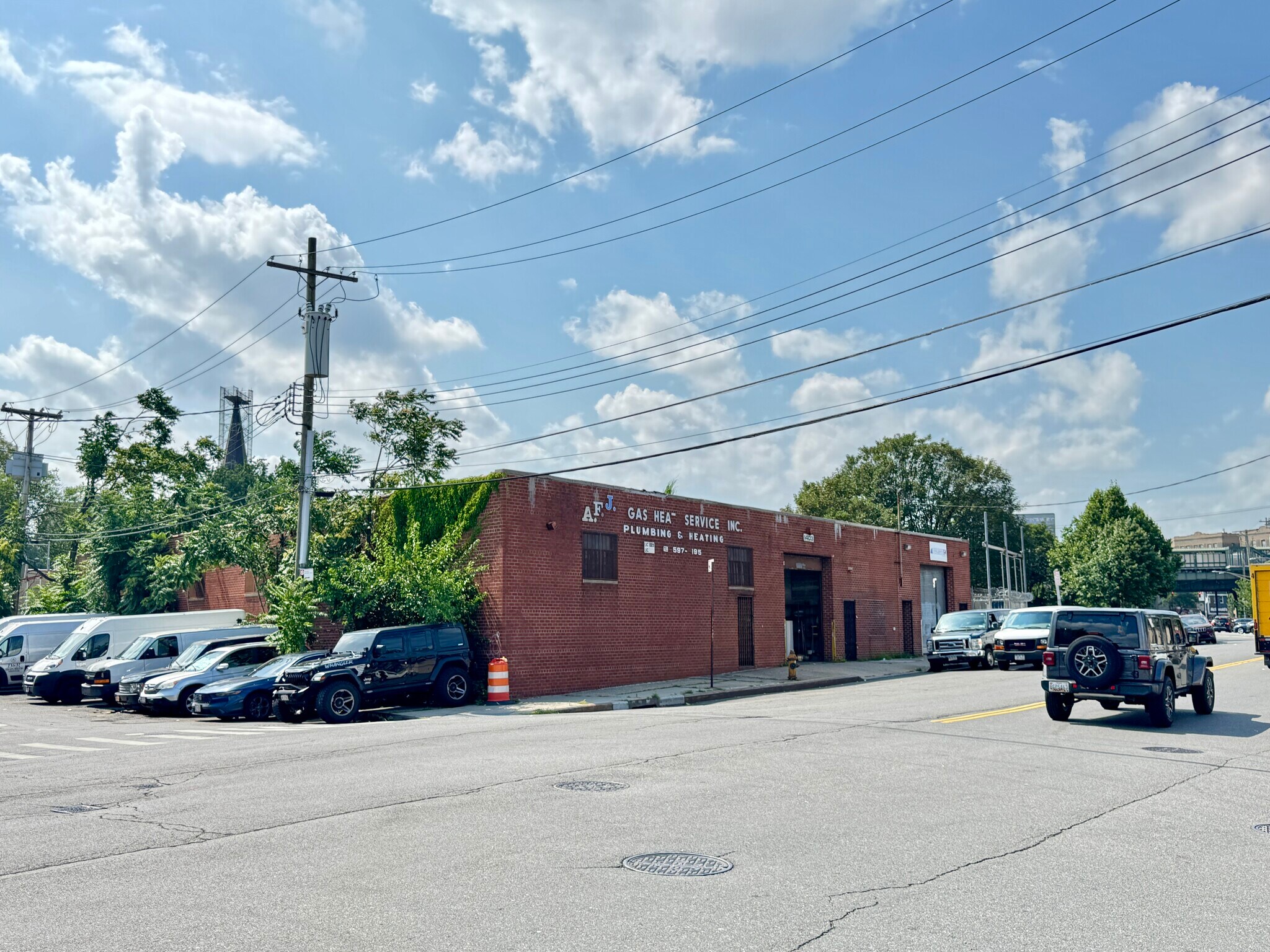 1401 Commerce Ave, Bronx, NY for Rent
