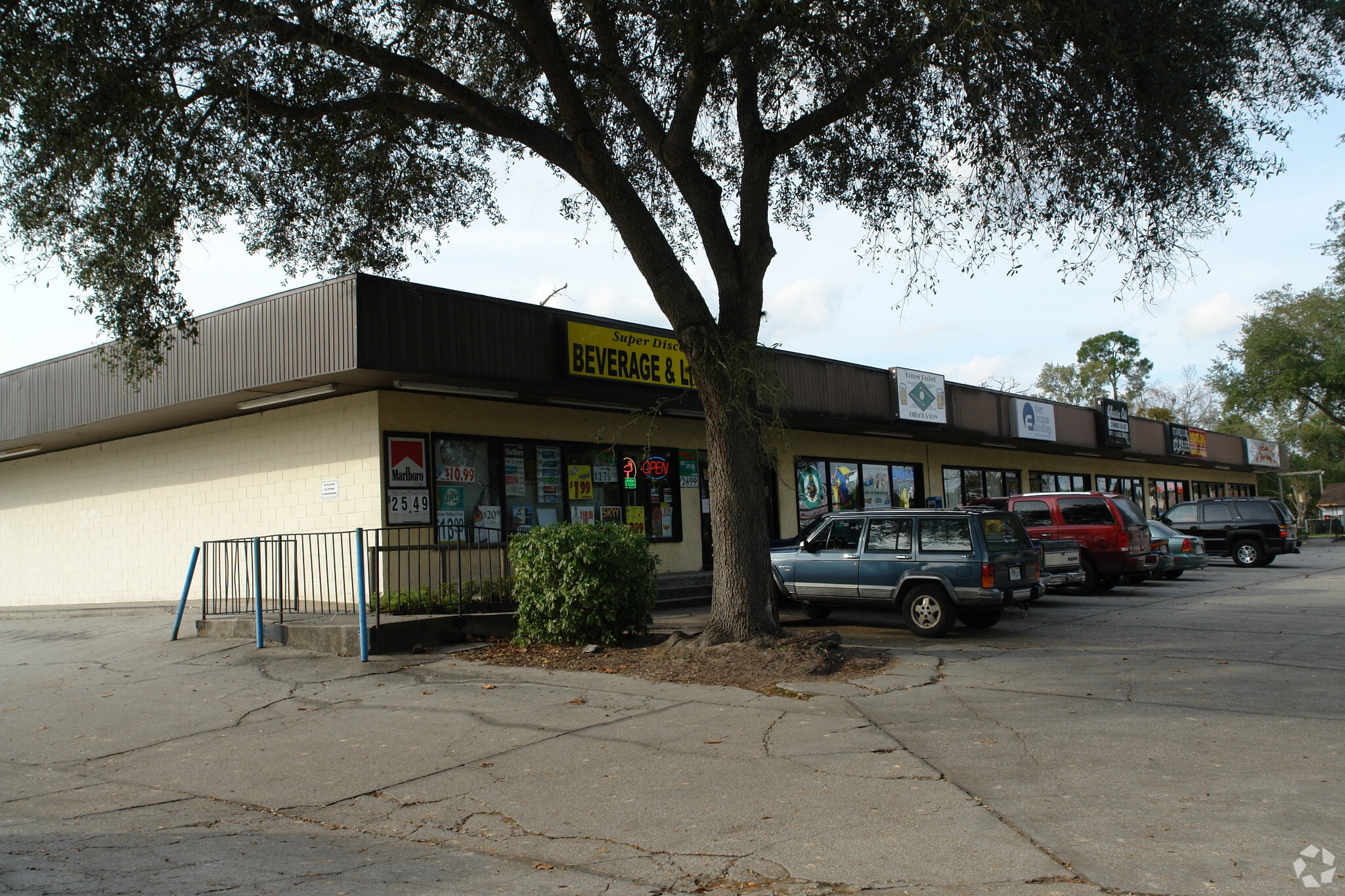 320 S Spring Garden Ave, Deland, FL for Rent