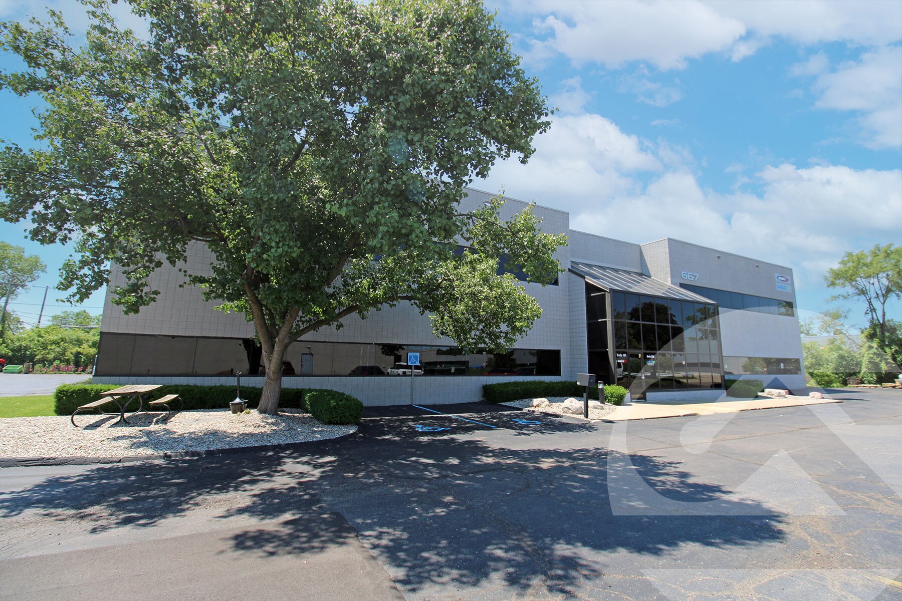 667 Elmwood Ave, Troy, MI for Rent