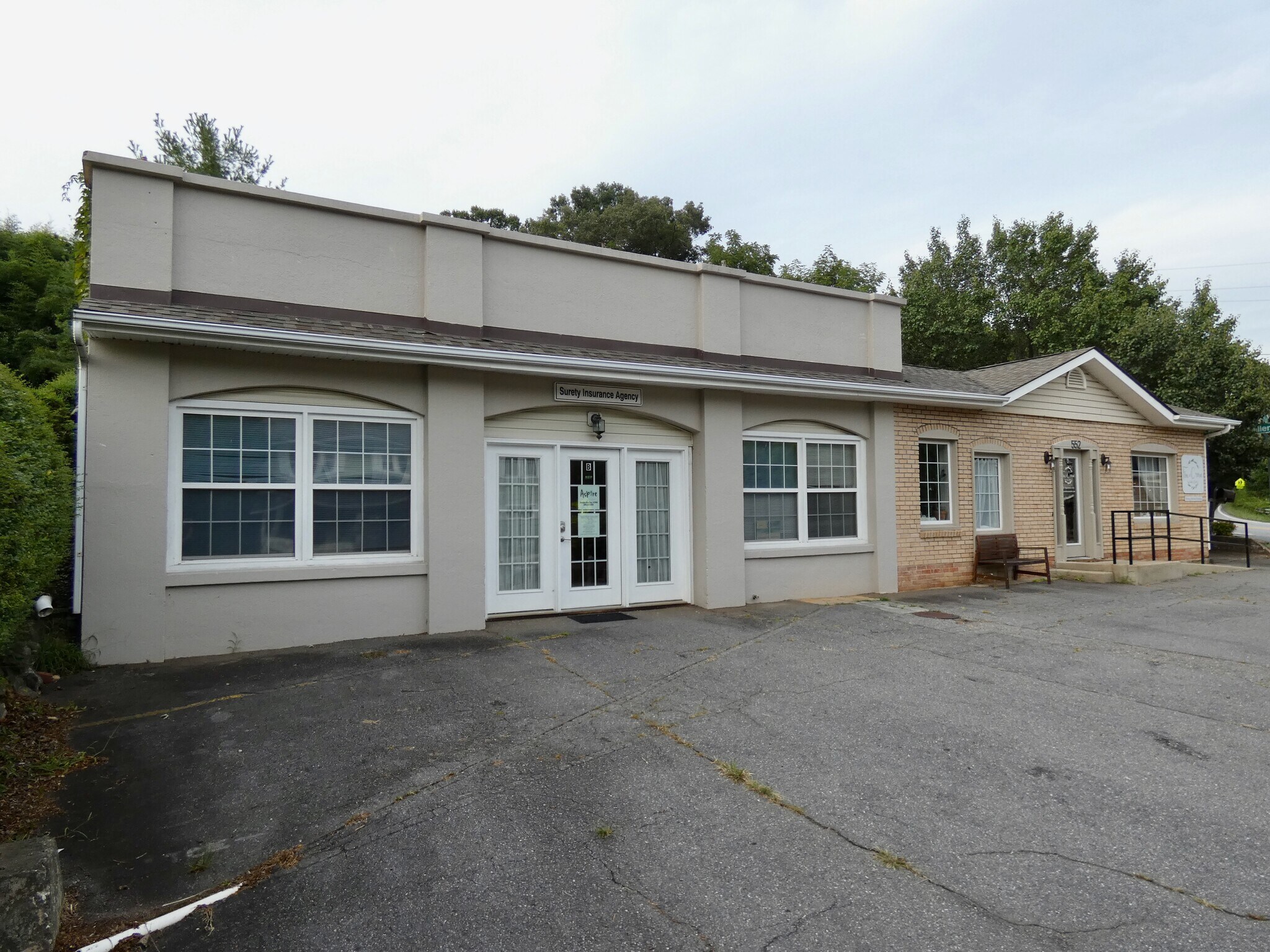 552 New Haw Creek Rd Asheville, NC 28805 Office Property for Lease on