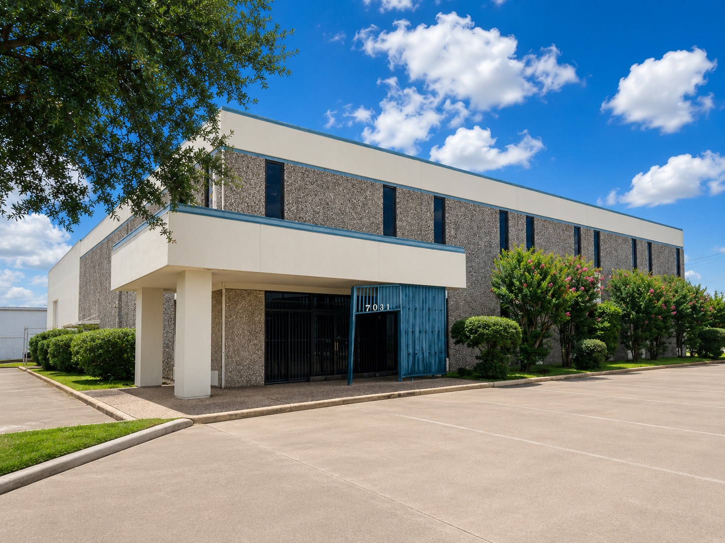 7031 Grand Blvd, Houston, TX for Rent